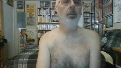 Snapshot of gentcallr chatting on January 2025 01:38:02 PM Steve online show from January 2025 01:38:02 PM