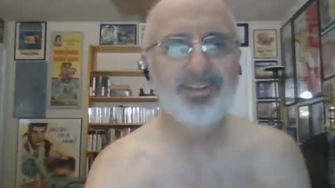 Snapshot of gentcallr chatting on March 2026 10:53:03 AM Steve online show from March 2026 10:53:03 AM