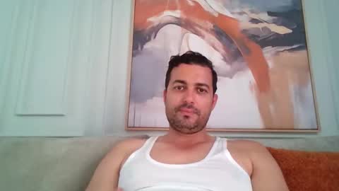 Snapshot of genteldevil chatting on June 2026 05:35:02 PM genteldevil online show from June 2026 05:35:02 PM