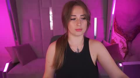 gentleadellee online show from November 2025 01:53:02 PM