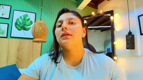 Snapshot of geo_jonnes25 chatting on June 2026 10:06:02 AM Geo J online show from June 2026 10:06:02 AM