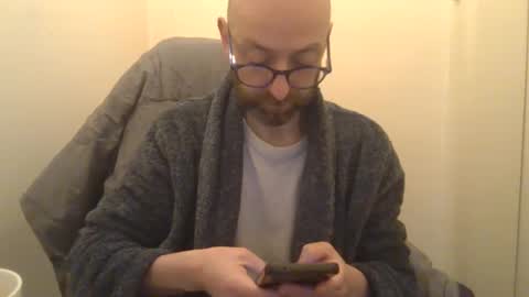 Snapshot of geon2xx chatting on January 2025 11:37:02 AM Geon online show from January 2025 11:37:02 AM