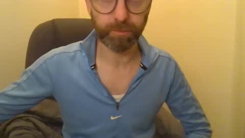 Snapshot of geon2xx chatting on January 2025 02:14:01 AM Geon online show from January 2025 02:14:01 AM