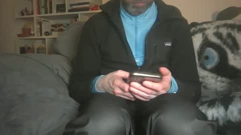 Snapshot of geon2xx chatting on March 2025 12:53:01 AM Geon online show from March 2025 12:53:01 AM