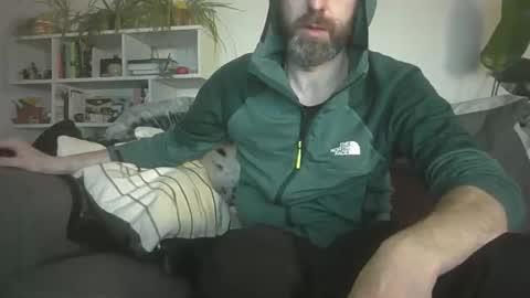 Snapshot of geon2xx chatting on September 2025 08:54:01 PM Geon online show from September 2025 08:54:01 PM