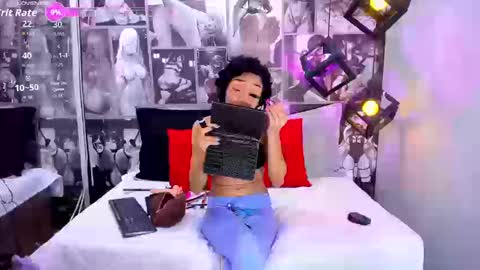 Snapshot of george_and_melody chatting on September 2025 01:55:02 PM MRS SALCHICHA AND BREAD online show from September 2025 01:55:02 PM