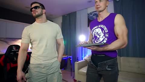 George my Fansly  online show from November 2025 05:45:02 PM