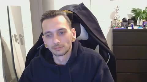 georgek0011 online show from November 2025 03:39:01 AM