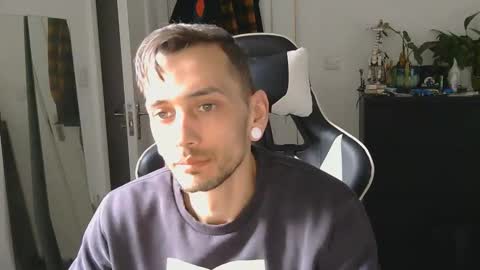 georgek0011 online show from February 2026 10:41:01 AM