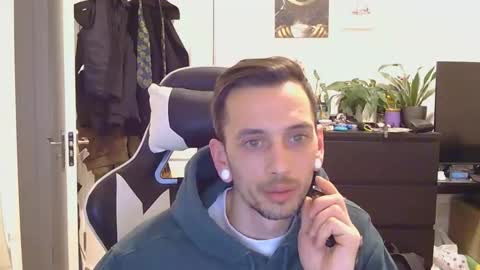 georgek0011 online show from March 2026 02:51:02 AM