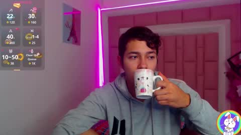 Snapshot of georgesmith_1 chatting on December 2024 09:50:02 AM GEORGE online show from December 2024 09:50:02 AM