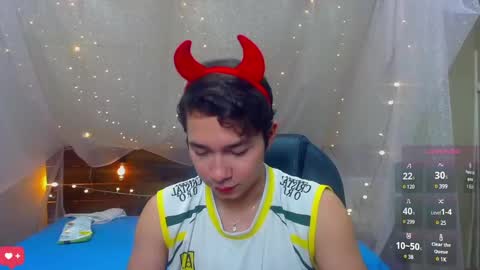 Snapshot of georgesmith_1 chatting on December 2024 03:22:02 AM GEORGE online show from December 2024 03:22:02 AM