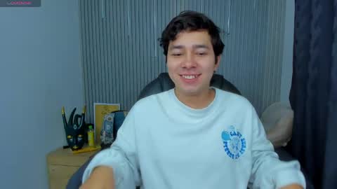 Snapshot of georgesmith_1 chatting on June 2026 03:31:01 AM GEORGE online show from June 2026 03:31:01 AM