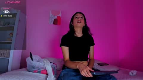 Snapshot of georgina_ferri_ chatting on September 2025 05:17:01 PM GEORGINA FERRI online show from September 2025 05:17:01 PM