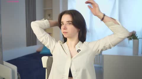 My name is Kelly online show from September 2025 03:22:01 AM