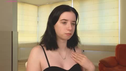 My name is Kelly online show from October 2025 03:26:02 AM