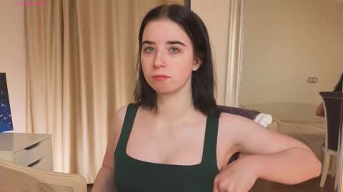 My name is Kelly online show from November 2025 03:17:01 AM