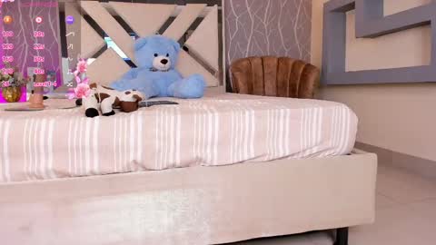    online show from March 2025 01:59:02 PM