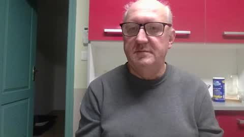 gerardlp131313 online show from October 2025 07:40:01 PM