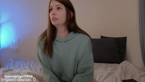 Nadine online show from January 2026 06:00:02 PM