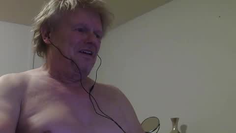 Snapshot of gethyn chatting on January 2025 01:59:02 AM Gethyn online show from January 2025 01:59:02 AM