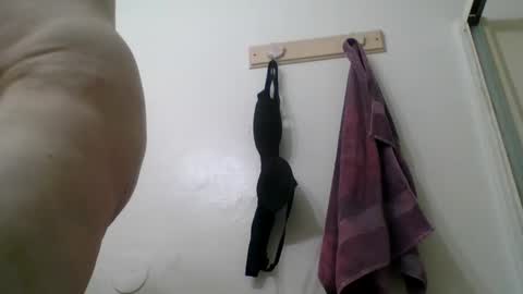 Snapshot of gezuz42069 chatting on January 2025 11:17:02 AM gezuz42069 online show from January 2025 11:17:02 AM