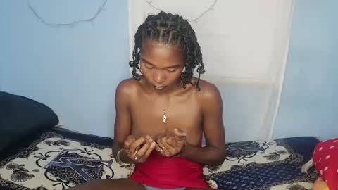 gggloria online show from February 2026 07:50:02 PM