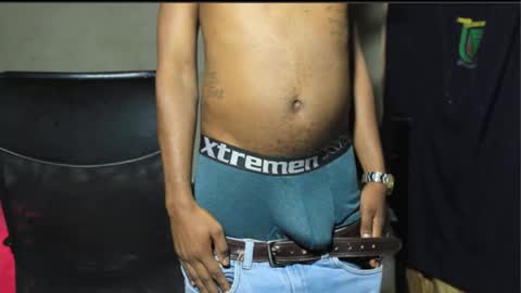 ghettolife2020 online show from October 2025 06:59:01 PM