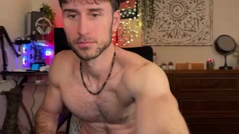 big boy ghost face online show from October 2025 09:26:02 PM