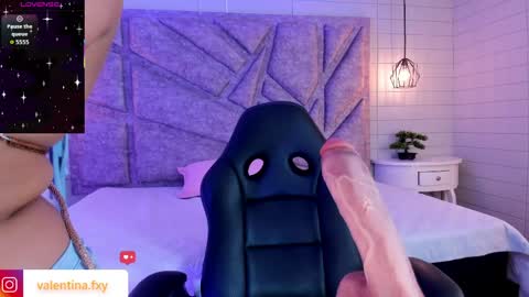 Snapshot of gia_foxy chatting on April 2026 01:17:02 PM Gia online show from April 2026 01:17:02 PM