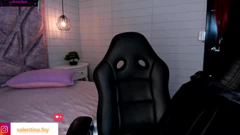 Snapshot of gia_foxy chatting on May 2026 02:14:01 PM Gia online show from May 2026 02:14:01 PM