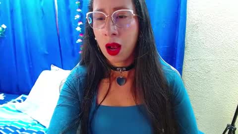 Snapshot of gia_leinn chatting on April 2026 10:34:02 PM Gia online show from April 2026 10:34:02 PM