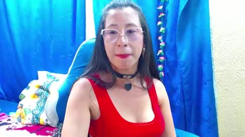 Snapshot of gia_leinn chatting on May 2026 12:16:02 AM Gia online show from May 2026 12:16:02 AM
