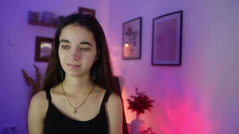 Snapshot of gia_paige18 chatting on November 2025 09:31:01 AM Gia Paige18 online show from November 2025 09:31:01 AM