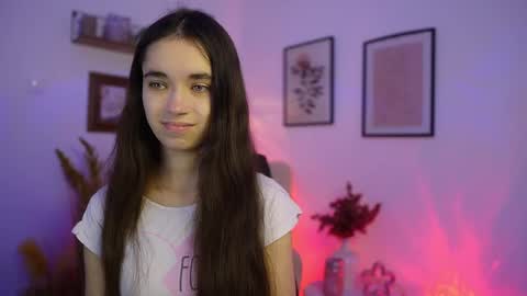 Snapshot of gia_paige18 chatting on November 2025 02:17:01 PM Gia Paige18 online show from November 2025 02:17:01 PM