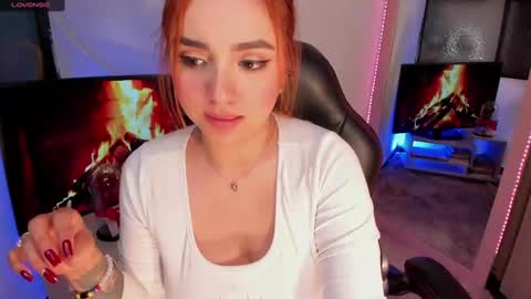 Snapshot of giabrook chatting on March 2025 12:22:01 PM Gia  online show from March 2025 12:22:01 PM