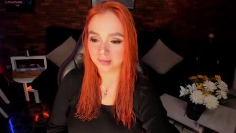 Snapshot of giabrook chatting on October 2025 12:27:01 AM Gia  online show from October 2025 12:27:01 AM