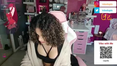 Gia Dior  online show from November 2025 08:30:02 PM