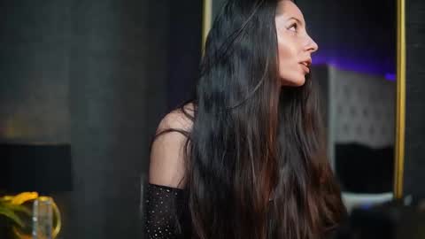 Snapshot of giaeasyice chatting on November 2025 08:55:01 PM  Gia  online show from November 2025 08:55:01 PM