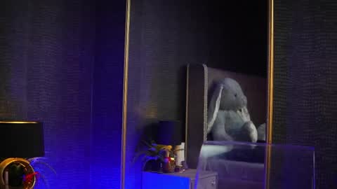  Gia  online show from April 2026 08:42:02 PM