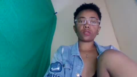 Snapshot of gialbloody chatting on July 2026 12:55:01 PM gialbloody online show from July 2026 12:55:01 PM