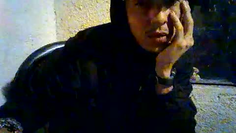 Snapshot of giancrivelli04 chatting on May 2026 09:06:01 AM giancrivelli04 online show from May 2026 09:06:01 AM