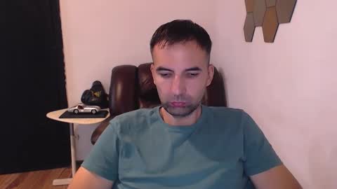 Gianni online show from October 2025 02:17:02 PM