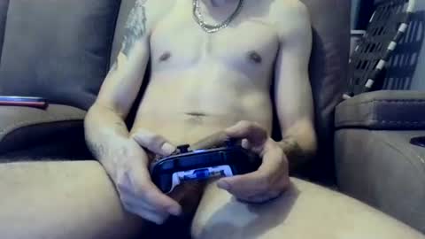 Snapshot of giantdick4u1991 chatting on December 2024 06:42:02 AM giantdick4u1991 online show from December 2024 06:42:02 AM