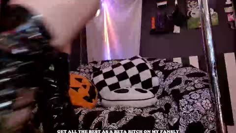 Snapshot of gigglemethis22 chatting on February 2026 06:06:01 PM Giggles online show from February 2026 06:06:01 PM