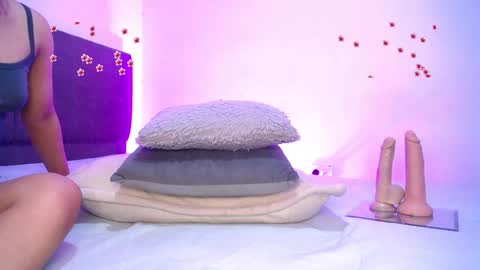 alizzon  online show from January 2025 11:36:02 PM