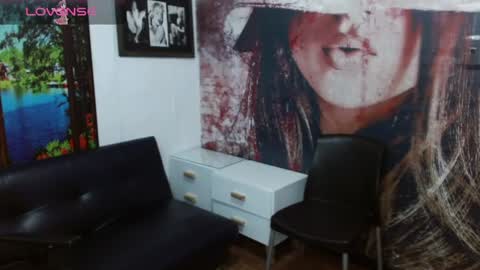 Snapshot of gigi_gilt_ chatting on June 2026 02:53:01 AM Gigi 3 online show from June 2026 02:53:01 AM