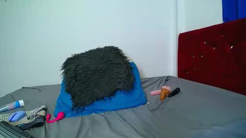 GIGI STCOTT online show from February 2026 12:42:02 AM