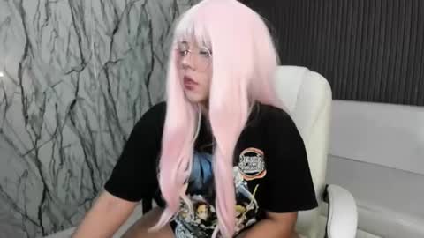 Snapshot of gigi_wet chatting on December 2025 03:04:02 AM Gigi online show from December 2025 03:04:02 AM