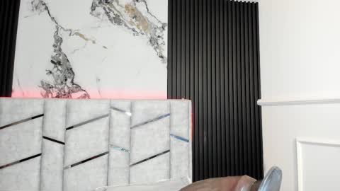 Gigi Doll online show from November 2025 11:21:01 AM